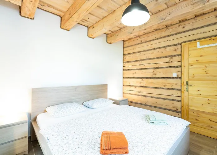Drevenice Liptov - & Hiking Apartment *